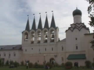 صور Tikhvin Uspensky Monastery  معبد